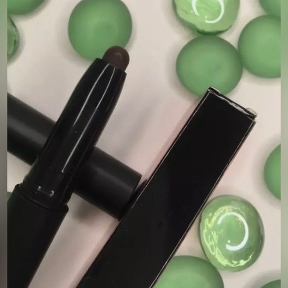 RealHer Makeup Nwt Realher Cream Eyeshadow Stick In Chocolate